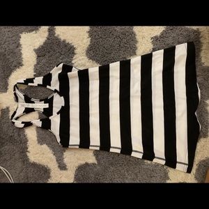 Lululemon size 4 barely worn!!